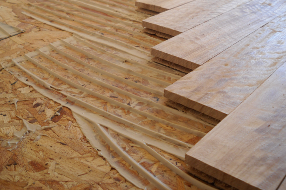 instalación-piso-madera